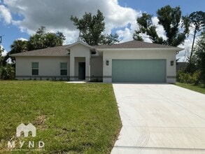 Building Photo - 2690 Shabonne Ln