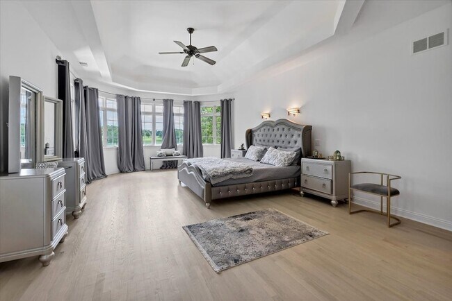 Building Photo - 4206 Royal Fox Dr