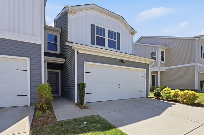 Building Photo - 2317 Belterra Dr