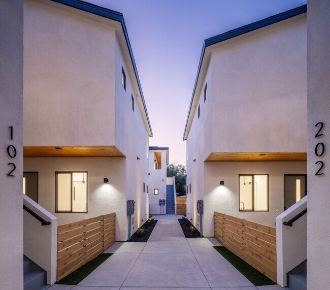 Building Photo - Newer Built | 1 Bed, 1 Bath Home for Rent