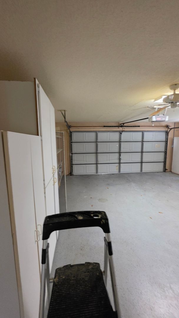 Building Photo - Golf Course Living in a Gated Harbor Hills Country Club – Lady Lake, FL