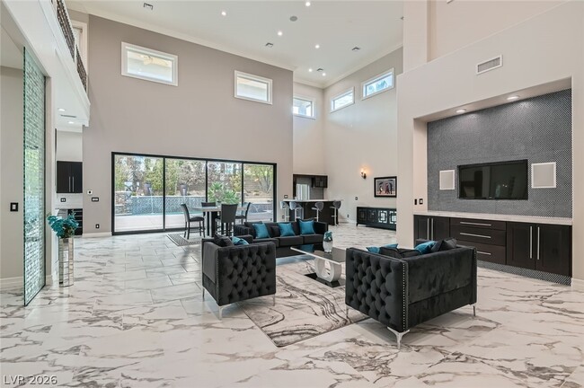 Building Photo - 5367 Secluded Brook Cir