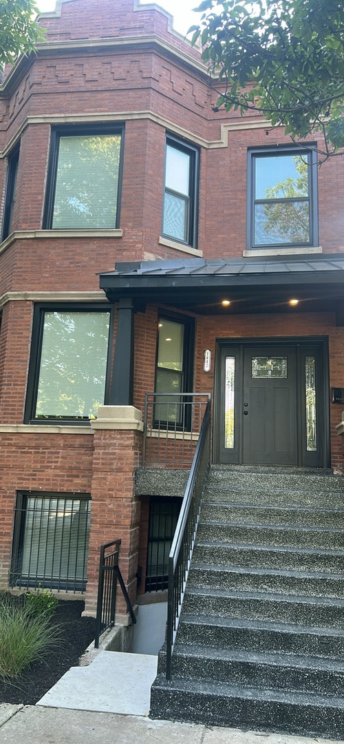 Primary Photo - 1442 N Kedzie Ave