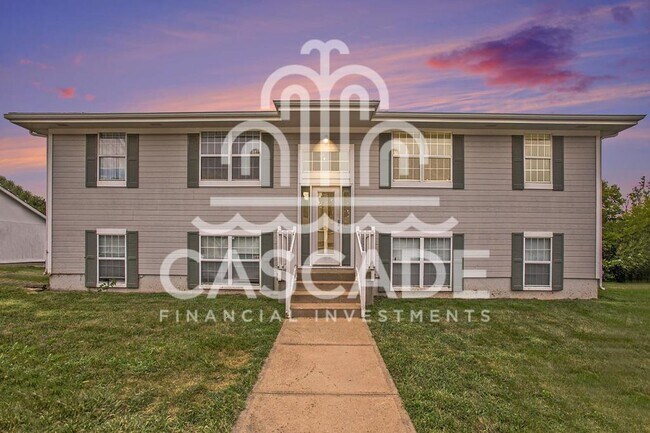 Primary Photo - 144 N Crest Dr