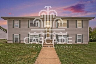 Building Photo - 144 N Crest Dr