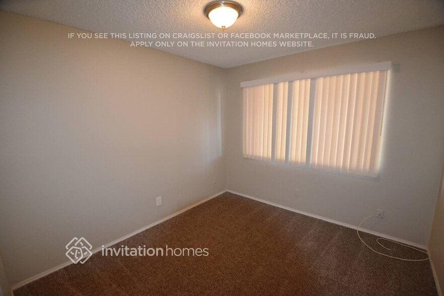 Building Photo - 3115 W Becker Ln