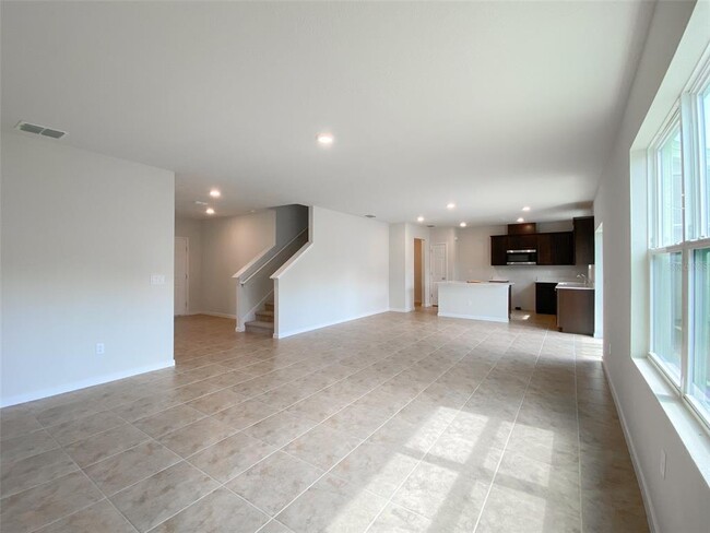 Building Photo - 1564 Aspen Ave