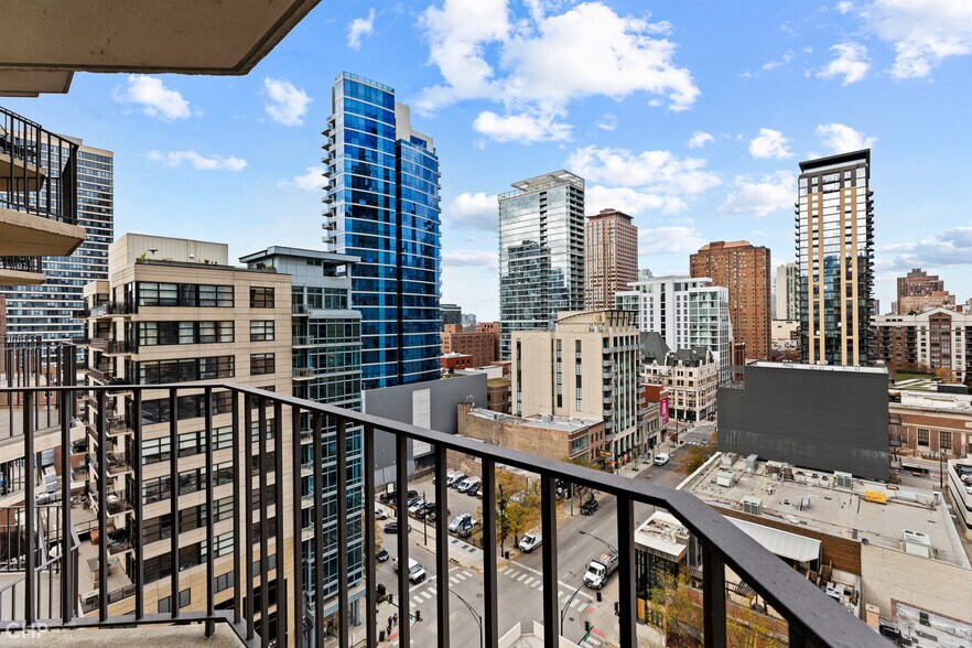 Balcony - 70 W Huron St