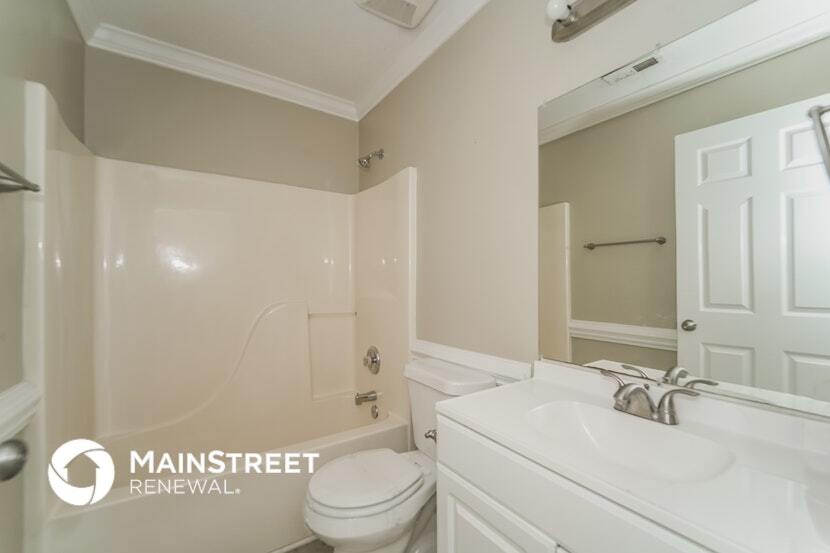 Building Photo - 3640 Annandale Dr