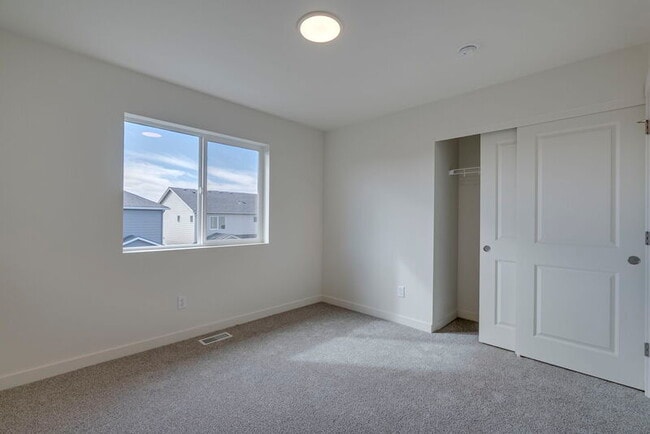 Building Photo - 1843 NW 18th Way