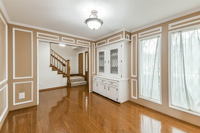 Building Photo - 12910 Ivyforest Dr