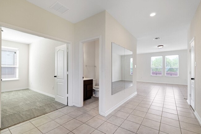 Building Photo - Elegant Two-Story Home with Spacious Loft and Private Green Belt Views