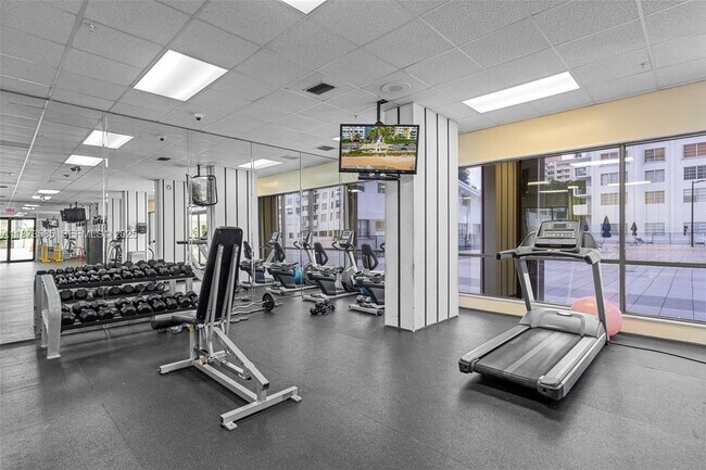 Building Photo - 2750 NE 183rd St