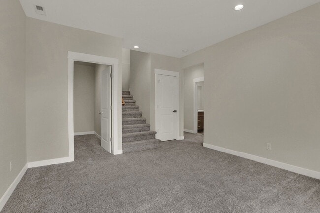 Building Photo - 3780 Venice Grove