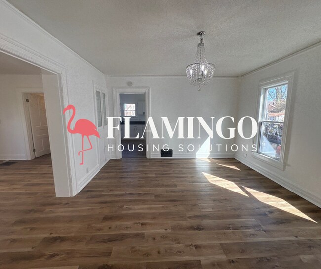 Building Photo - Newly Remodeled 3BR/2BA Home with Central Air & 2-Car Garage on Wayne Ave