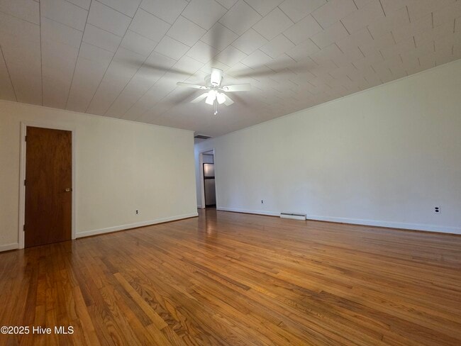 Building Photo - 204 Wharton St