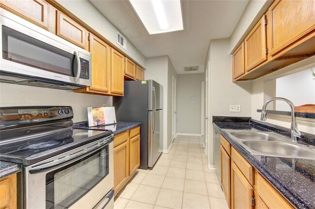 Building Photo - 8746 E Rylander Cir