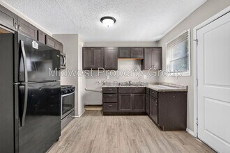 Building Photo - 1446 Vero Dr