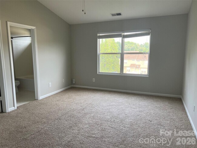 Building Photo - 13450 Delstone Dr