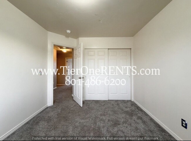 Building Photo - NO DEPOSIT option available for qualified renters