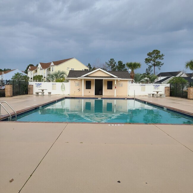 Building Photo - !!!RECENTLY REDUCED RENTAL RATE!!! Fully Renovated Condo In Myrtle Beach!!