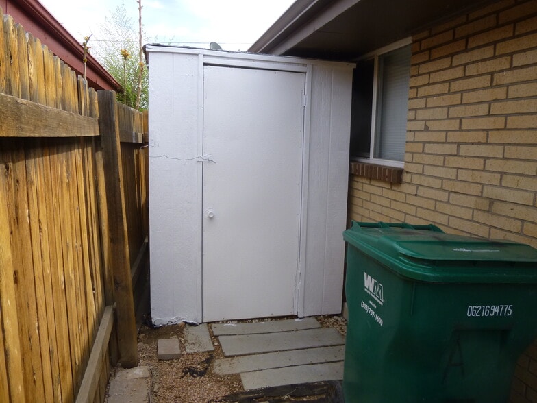 STORAGE SHED - 720 Miller Ct