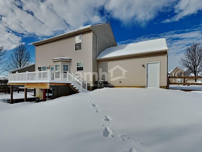 Building Photo - 1031 Buddleia Ct