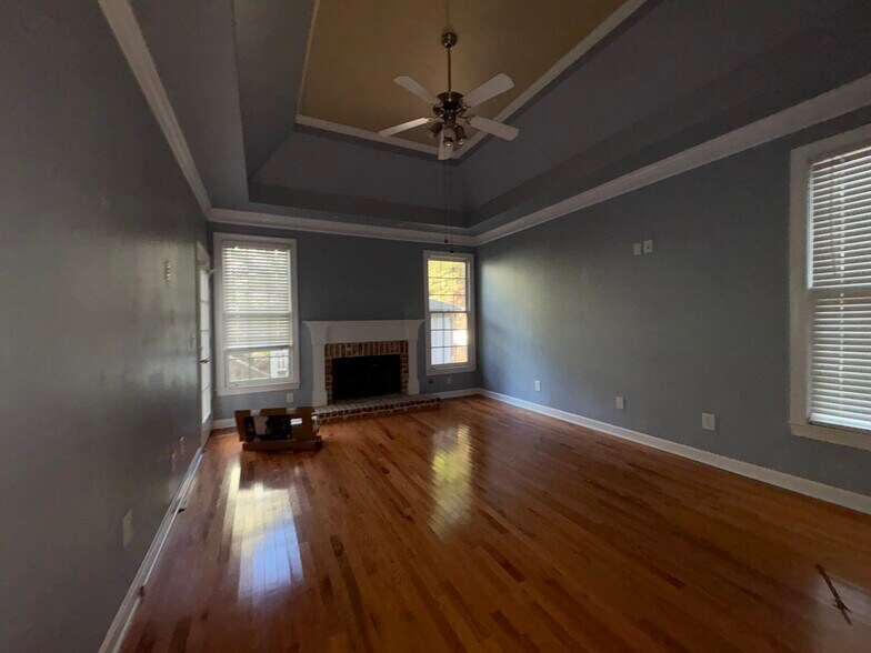 Building Photo - 1736 Brockett Rd