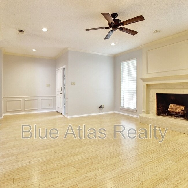 Building Photo - 5725 Ridgerock Ct