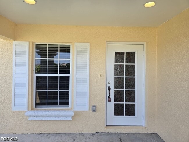 Building Photo - 1156 NW 5th Pl