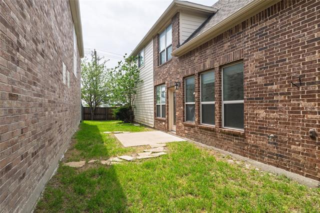 Building Photo - 2108 Harris Pl