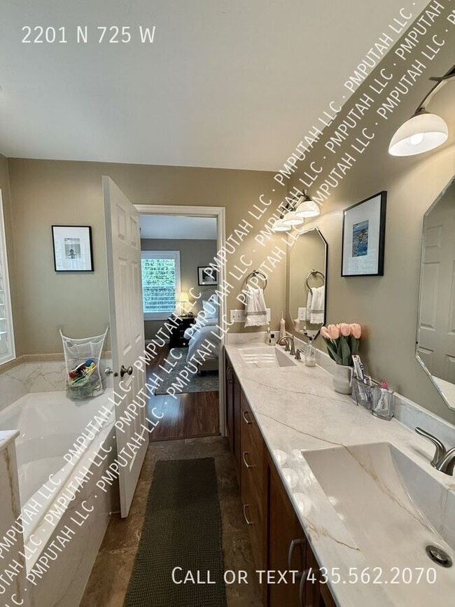 Building Photo - 2201 N 725 W