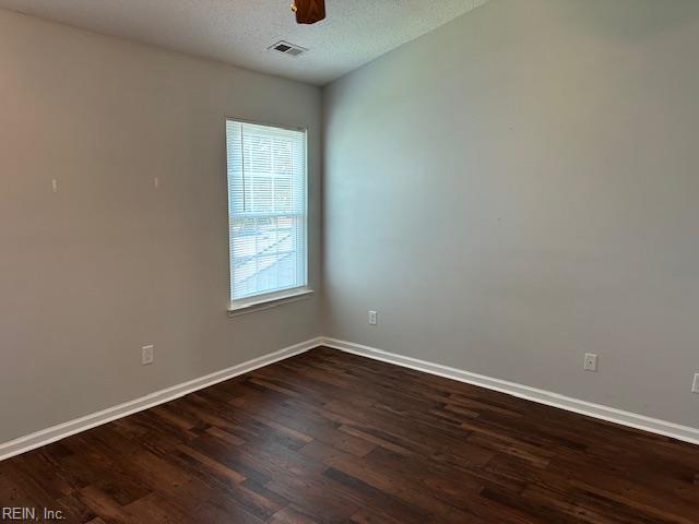 Building Photo - 2460 Dillingham Rd