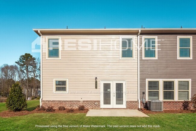 Building Photo - 1021 Tranquil Gdns Pl