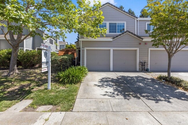 Building Photo - 1734 Zinfandel Dr