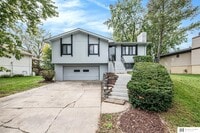 Building Photo - 4701 Schroeder Dr