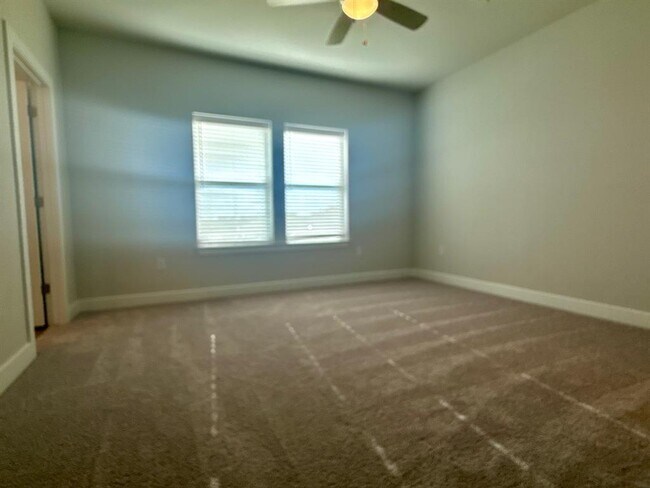 Building Photo - 533 Emory Crossing Blvd