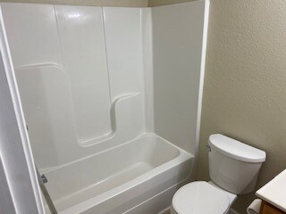 Building Photo - 207 Old Jacksboro Pike