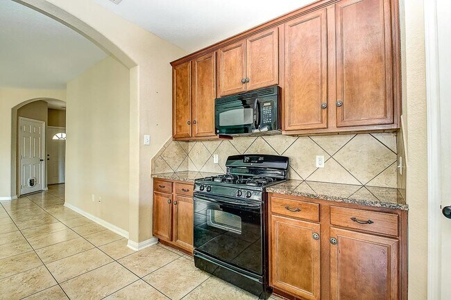 Building Photo - 27014 Henson Falls Dr