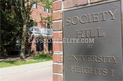 Building Photo - 206 Matthews Drive