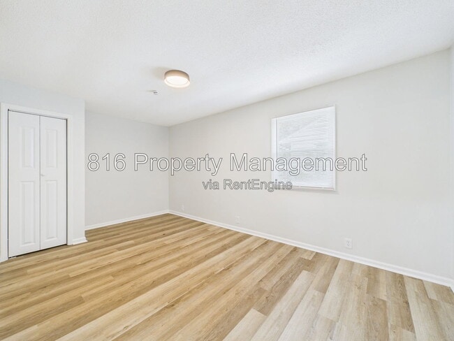 Building Photo - 11230 Corrington Ave