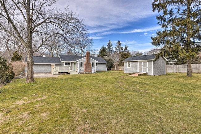 Building Photo - 500 Blossom Bend