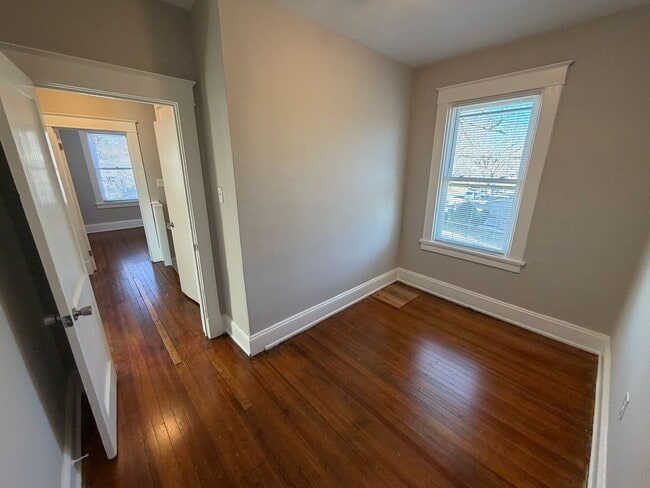 Building Photo - Beautifully Renovated 4bdrm/1.5bth Home Located in Richmond's Northside!!