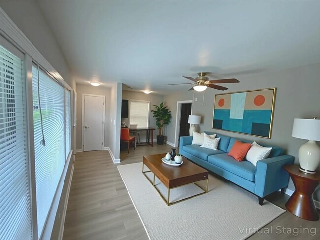 Building Photo - 4555 Hillpine Rd