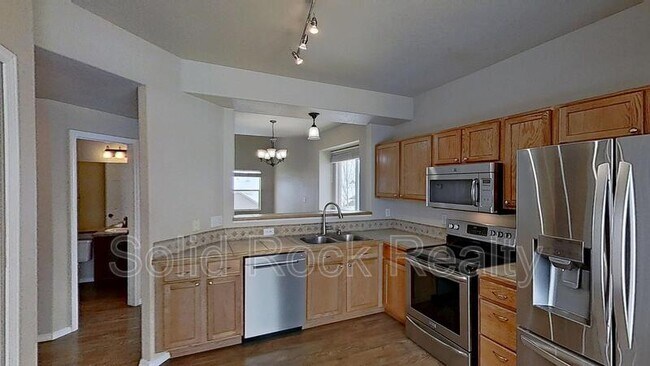 Building Photo - 4642 Crow Creek Dr