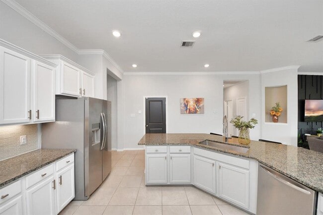 Building Photo - 8847 Morning Glow Dr