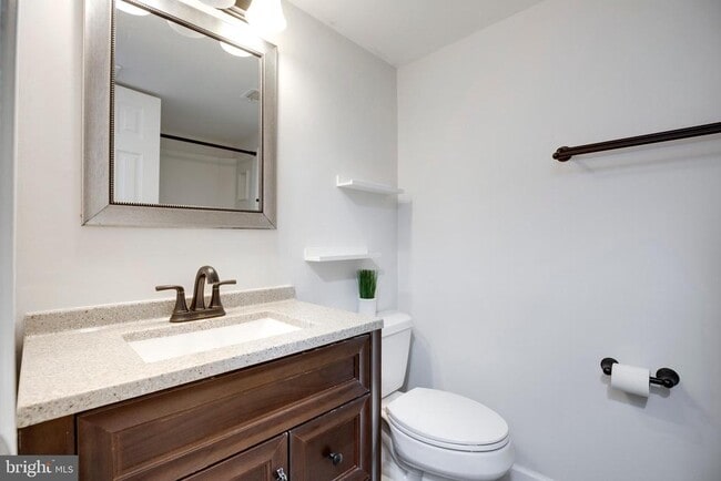 Building Photo - 6421 Birch Leaf Ct