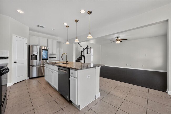 Building Photo - 16208 McAloon Way