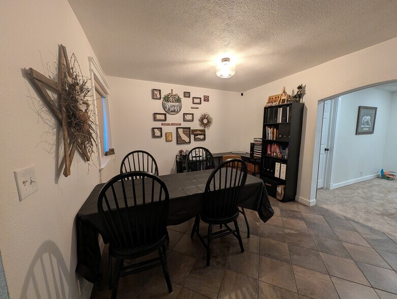 Building Photo - 14618 Kapowsin Hwy E