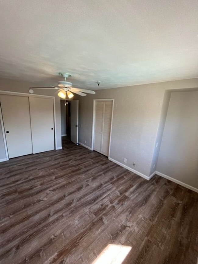 Building Photo - 55 Stenner St